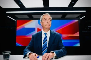 news headlines today uk 2