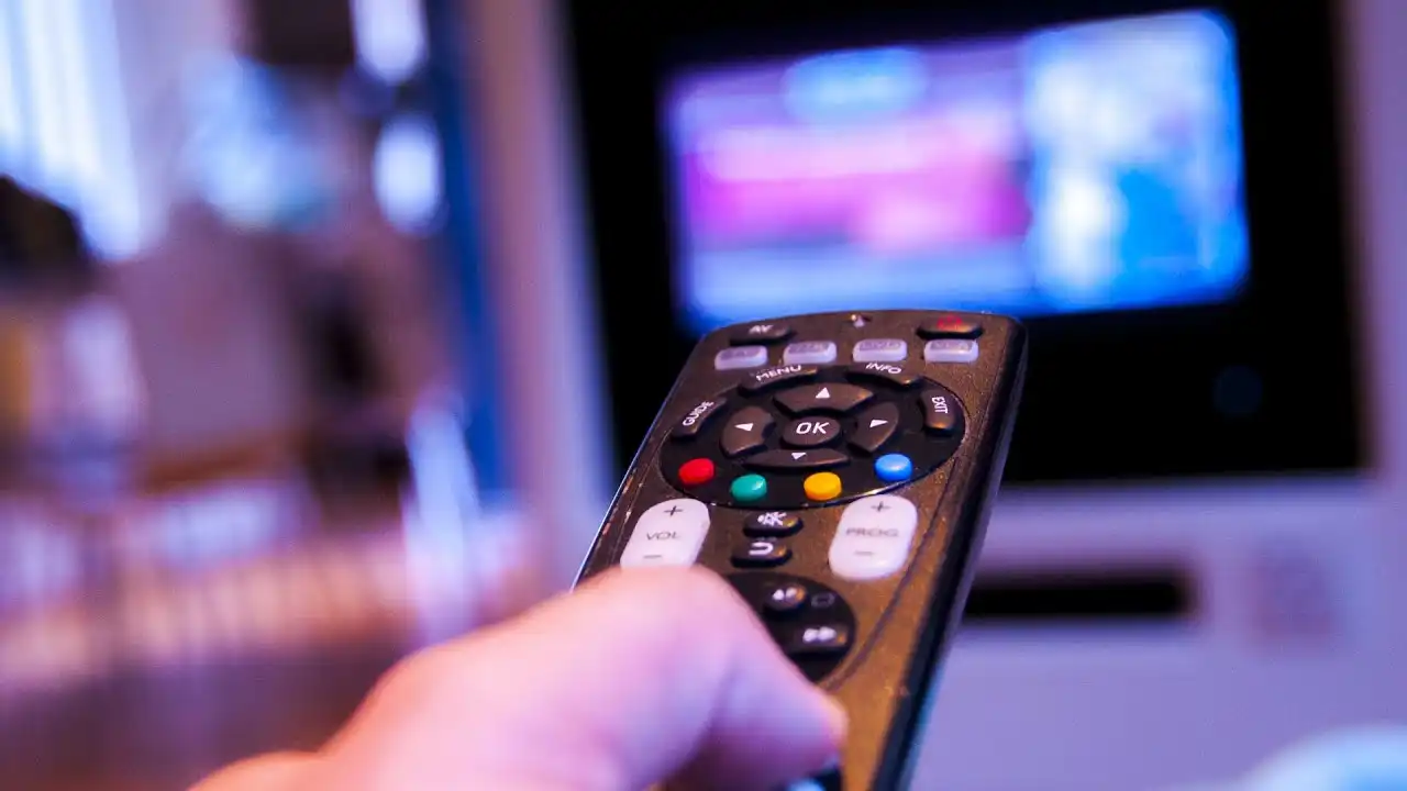 watch tv live streaming